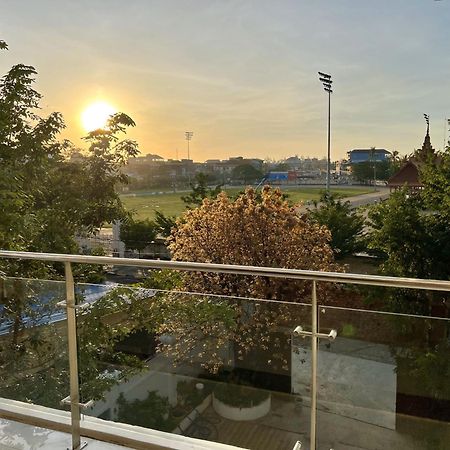 Nyna Villa Guesthouse 贡布 外观 照片