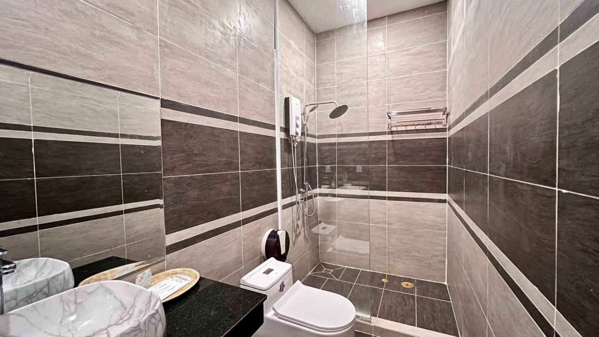 Nyna Villa Guesthouse 贡布 外观 照片