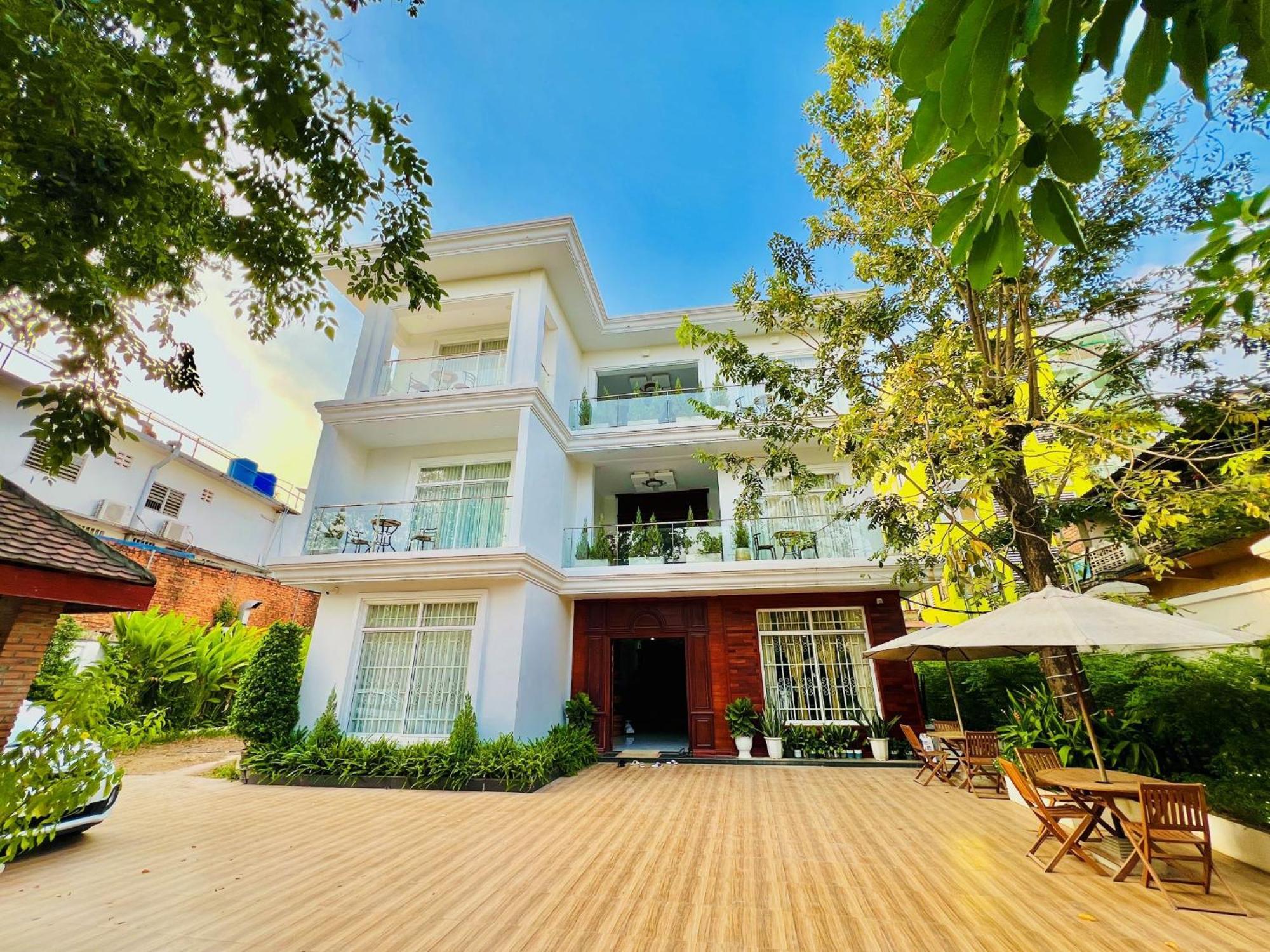 Nyna Villa Guesthouse 贡布 外观 照片