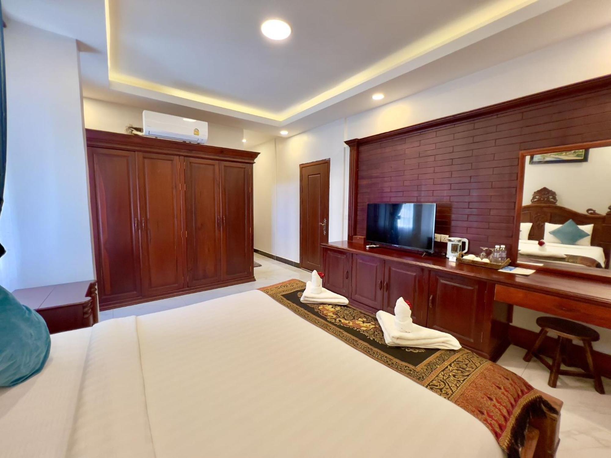 Nyna Villa Guesthouse 贡布 外观 照片