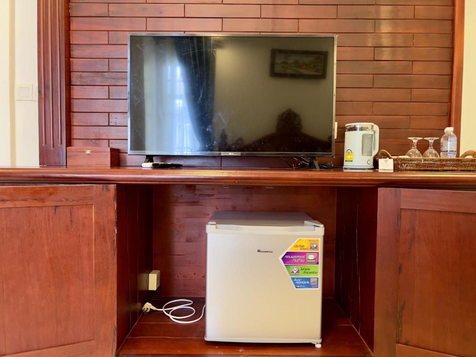Nyna Villa Guesthouse 贡布 外观 照片